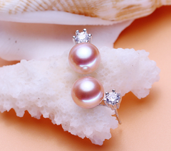 Six-Prong Pearl Stud Earrings