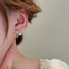 Silver Pearl Tulip Flower Earrings