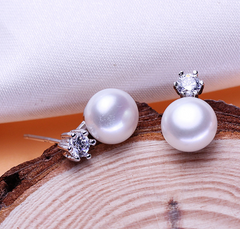 Six-Prong Pearl Stud Earrings