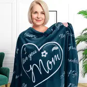 Cozy Flannel "I Love You Mom" Blanket (1pc)