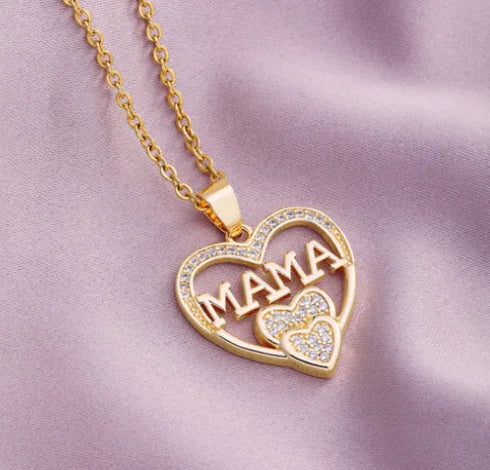 18K Gold-Plated Heart Necklace for Moms (One Set)
